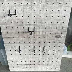 壁に。工具掛けなどに。の画像