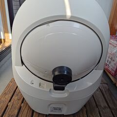 猫用自動トイレ Litter Robot3 Connect リターロボット3 コネクトの画像