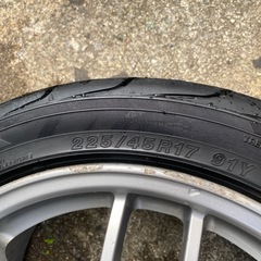 OZレーシングタイヤホイールの画像