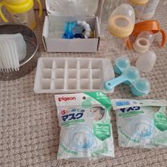 赤ちゃん、哺乳瓶、おしゃぶり、離乳食キット一式の画像