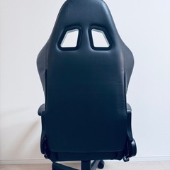 ゲーミングチェアの画像