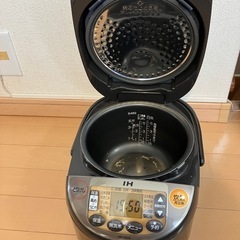 使用可能　象印炊飯器　NP-VQ10の画像