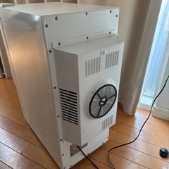 マルカイコーポレーション　電子ミニワインクーラー 12本用 WCE-12W の画像