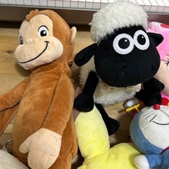 【即日可能】ぬいぐるみ　ポケモン　ちびうさ　ショーン　おさるのジョージ　キティ　リュックぬいぐるみの画像