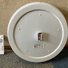 LED シーリングライト リモコン付きの画像