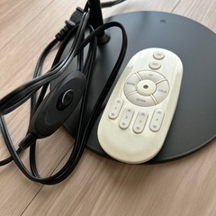 デスクライトの画像