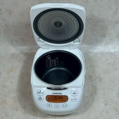A7744【お買い得商品‼】YAMADA ヤマダ電機　2020年製 炊飯器 マイコン式炊飯器 炊飯ジャー　YEC-M10G1の画像