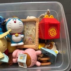 おもちゃ箱フィギュアの画像