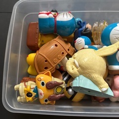 おもちゃ箱フィギュアの画像