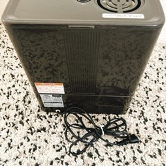 スチーム式加湿器 Humidifierの画像
