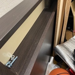 クイーンベッドフレームのみ　解体済み
の画像