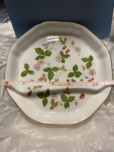 箱付き】 WEDGWOOD ウェッジウッド 皿 1枚 (うさたろう) 三田