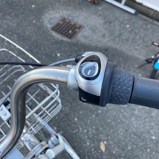 ⭐️美品⭐️BRIDGESTONE 27インチ自転車 3段変速ギア LEDオートライト No.2060 KE　