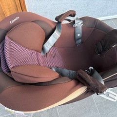コンビ　チャイルドシートの画像