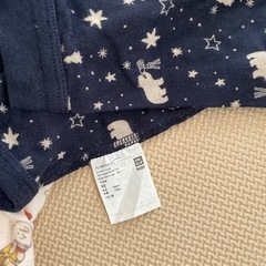 UNIQLO  肌着3枚セット　90cmの画像