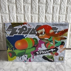 【未使用】初代スプラトゥーン水鉄砲　スプラシューター 箱　破損ありの画像