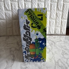 【未使用】初代スプラトゥーン水鉄砲　スプラシューター 箱　破損ありの画像
