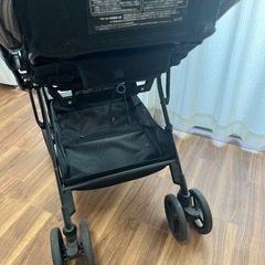 アップリカ ルンルンゴー ベビーカー A型の画像