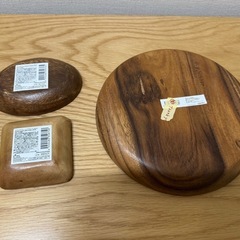 新品未使用　ナチュラルキッチン　アカシア　皿の画像