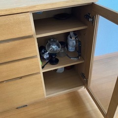【引取り限定・八王子市川口町】家具の村内食器棚の画像