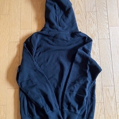 ユニクロ　パーカーの画像