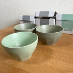 【新品未使用品】陶器　マルチボウル　お茶碗　3個セット　グリーン　グレー　ボウルの画像