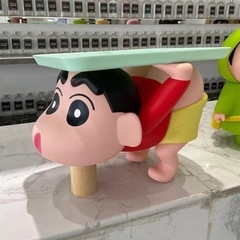 クレヨンしんちゃんフィギュア スタンド トレー デコレーションパーツ 飾り インテリアの画像