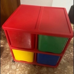 まとめてセットテレビ台と収納引き出しとカゴの画像