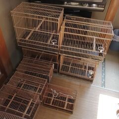 竹の手製の鳥かごの画像