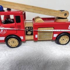 木製消防車　はしご車の画像