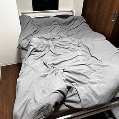 セミダブルベッドの画像