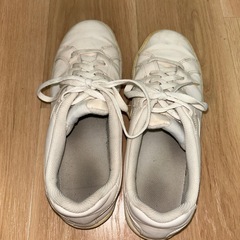 NIKE スニーカーの画像