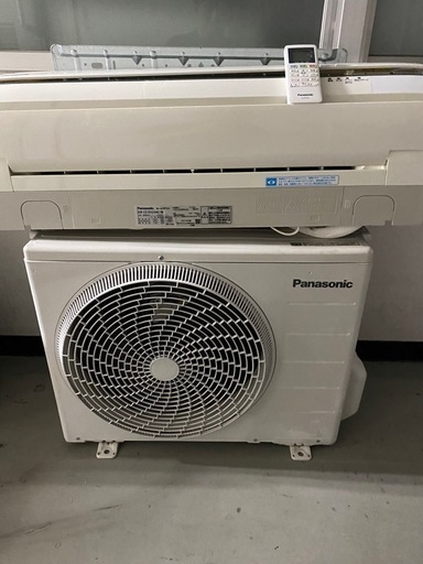 エアコン6畳用標準工事込み