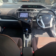 H25年　アクア　G　走行距離13.9万㎞　車検R8年4月まで　ナビ　フルセグTV　バックカメラ　ETC車載器　ブルートゥース対応　スペアキー付き　革ハンドルの画像