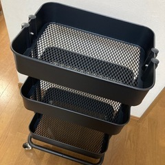 IKEA イケア RÅSKOG ロースコグ ワゴン ブラックの画像