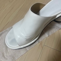 リリーブラウン白パンプスM size　の画像