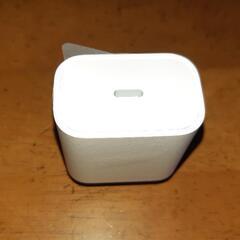 新品未使用品　Apple   USBｰCパワーアダプターの画像