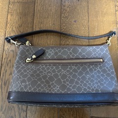 【中古】ニナリッチ　ミニポーチの画像