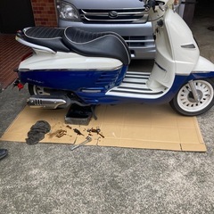 ジャンゴ125の画像