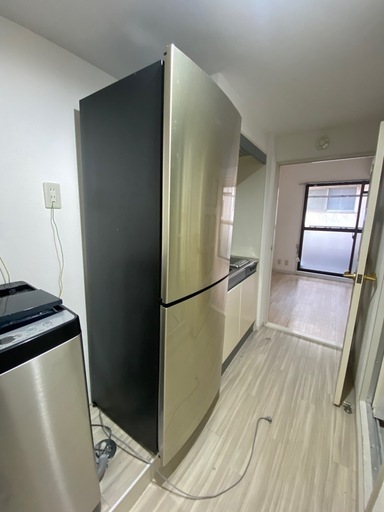 引き取り希望☆Haier /ハイヤー2ドア冷凍冷蔵庫JR-XP2NF270F