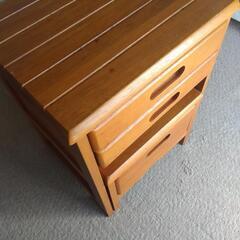 キャビネット（踏み台）兼用の画像