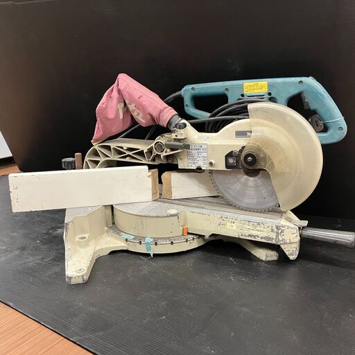 【中古】【動作OK】【店頭引取限定】スライド　丸のこ　ＭＡＫＩＴＡ　マキタ　ＬＳ0811　本体のみ