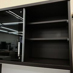 ★リユースのサカイ春日部店★KJ11295　2枚扉　食器棚　ブラック　H200×W105×D48 クリーニング済みの画像