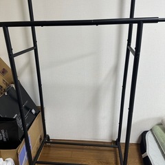 ハンガーラックの画像