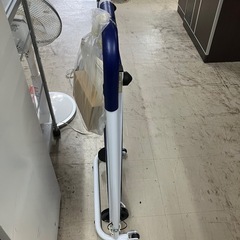 W2508-405 はぴねすくらぶ お散歩ロード 自走式ウォーカー 中古の画像