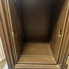 コクヨ　高　５１ｃｍ　奥　４４ｃｍ　横３４ｃｍ　小型金庫　あげます。の画像
