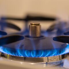 🔥プロパンガス料金🔥無料切替で平均40％🔥最大60％お安くなっています🔥 - 地元のお店