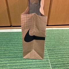 NIKE 紙袋　大サイズの画像