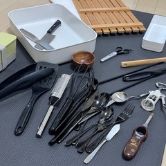 台所用品いろいろございます。の画像