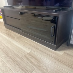 テレビボードの画像